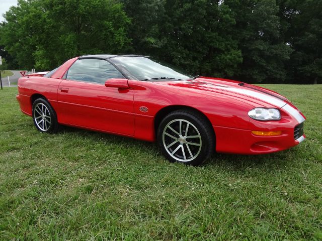 2002 Chevrolet Camaro 4d,ac,pw,sunroof,leather