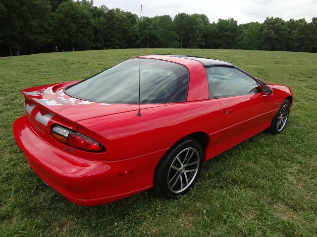 2002 Chevrolet Camaro 4d,ac,pw,sunroof,leather