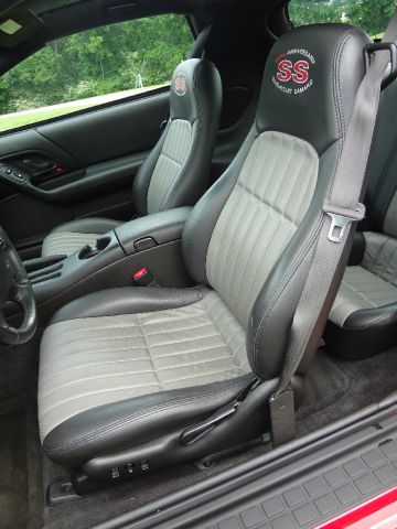 2002 Chevrolet Camaro 4d,ac,pw,sunroof,leather