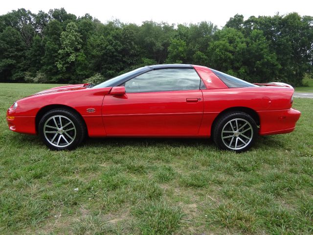 2002 Chevrolet Camaro 4d,ac,pw,sunroof,leather