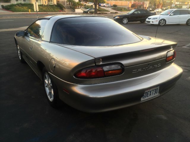 2002 Chevrolet Camaro GT Premium