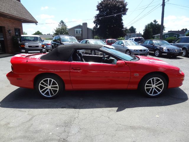 2002 Chevrolet Camaro Adren W/lthr