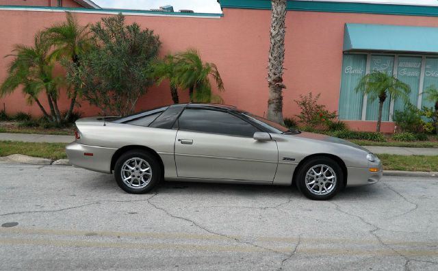 2002 Chevrolet Camaro 2.5sl Sunroofleather