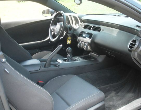 2010 Chevrolet Camaro 4dr V6 W/3rd Row