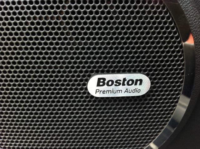 2010 Chevrolet Camaro V6 4WD Limited W/3rd Row 4x4 SUV