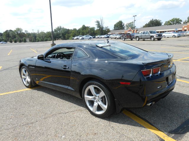 2010 Chevrolet Camaro V6 4WD Limited W/3rd Row 4x4 SUV
