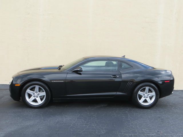 2011 Chevrolet Camaro 216