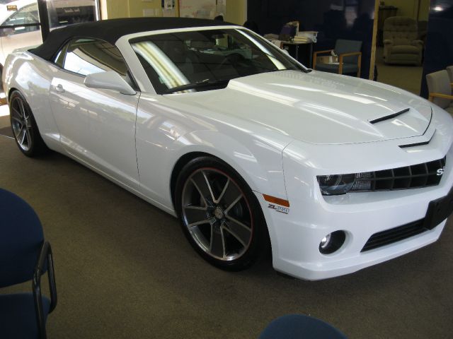 2011 Chevrolet Camaro LS - Z71