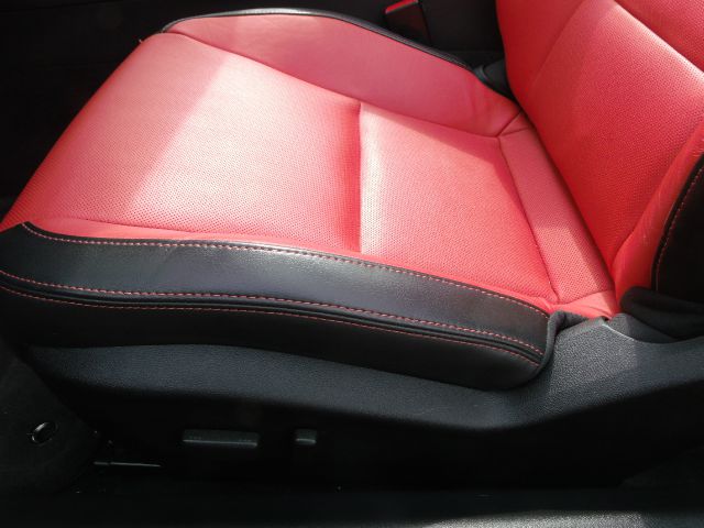 2011 Chevrolet Camaro I-4 Premier