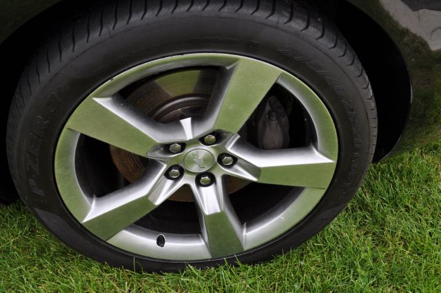 2011 Chevrolet Camaro V6 4WD Limited W/3rd Row 4x4 SUV