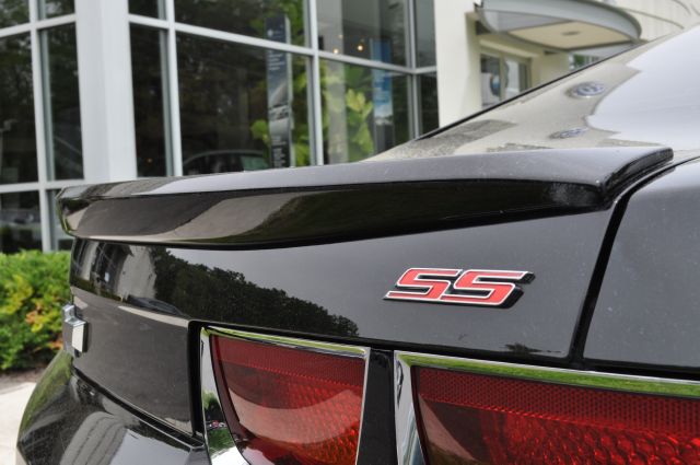 2011 Chevrolet Camaro V6 4WD Limited W/3rd Row 4x4 SUV