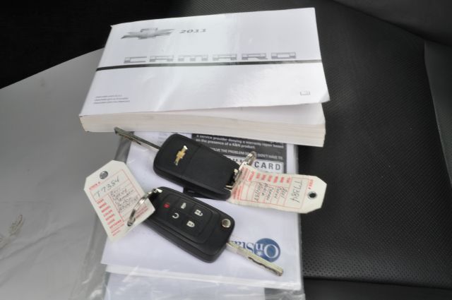 2011 Chevrolet Camaro V6 4WD Limited W/3rd Row 4x4 SUV