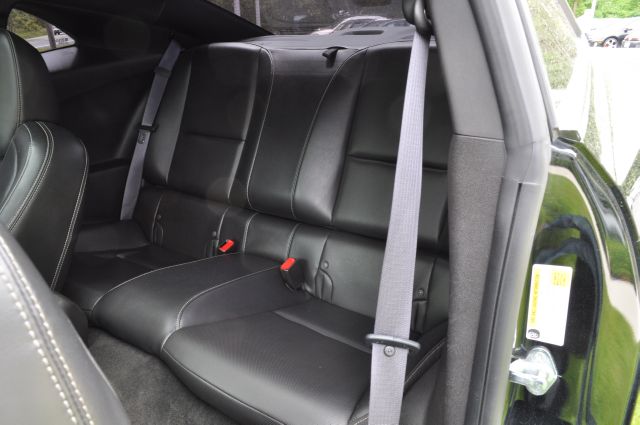 2011 Chevrolet Camaro V6 4WD Limited W/3rd Row 4x4 SUV