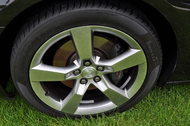 2011 Chevrolet Camaro V6 4WD Limited W/3rd Row 4x4 SUV