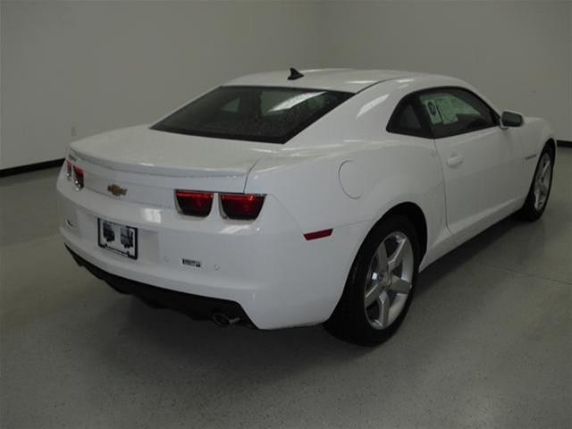 2013 Chevrolet Camaro 4dr AWD SUV