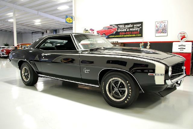 1969 Chevrolet Camaro SS Supercab Harley-davidson 4x4