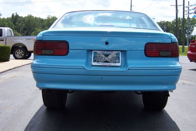 1993 Chevrolet Caprice Classic Touring 4WD