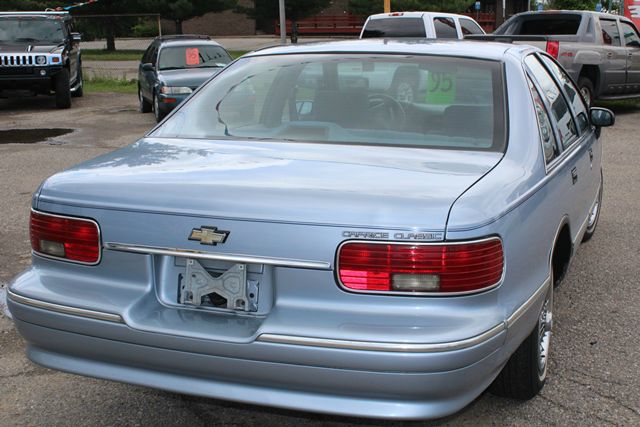 1994 Chevrolet Caprice Classic Base