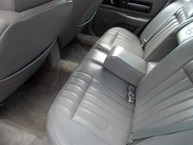 1996 Chevrolet Caprice Classic or Impala SS 4dr Sdn Auto (natl) Hatchback