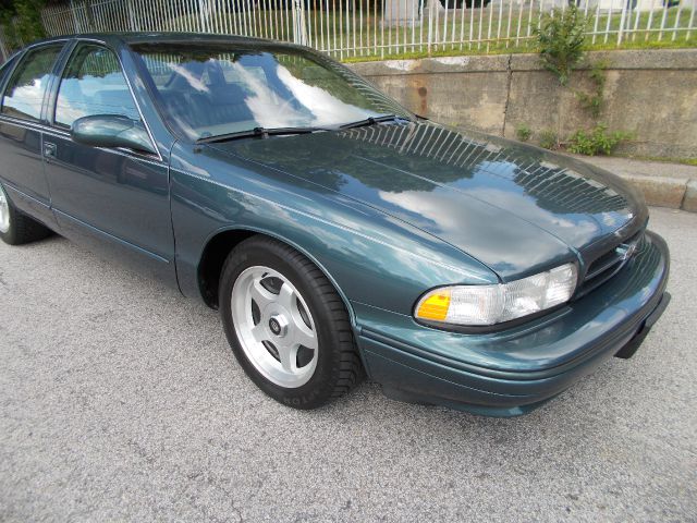 1996 Chevrolet Caprice Classic or Impala SS 4dr Sdn Auto (natl) Hatchback