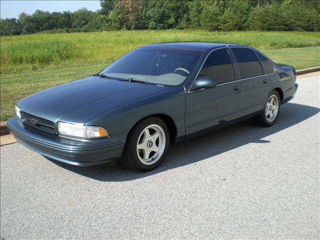 1996 Chevrolet Caprice Classic or Impala SS 4X2 V6