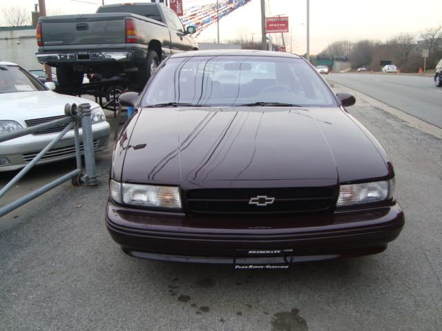 1996 Chevrolet Caprice Classic or Impala SS Base
