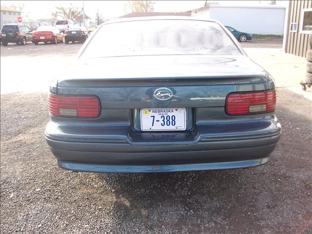 1996 Chevrolet Caprice Classic or Impala SS 4dr Sdn Auto (natl) Hatchback