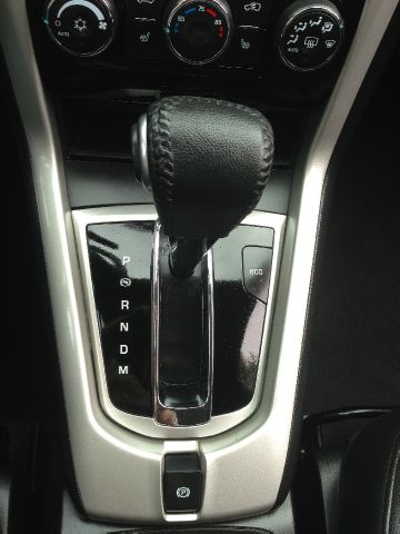 2012 Chevrolet Captiva Sport REG CAB 137.0 WB, 60.4 CA