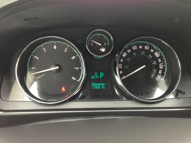 2012 Chevrolet Captiva Sport REG CAB 137.0 WB, 60.4 CA