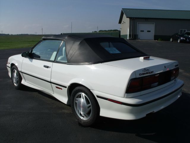 1992 Chevrolet Cavalier Limited 4D Sedan