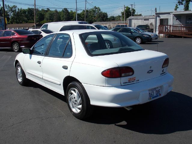 1996 Chevrolet Cavalier 3.2 Sedan 4dr