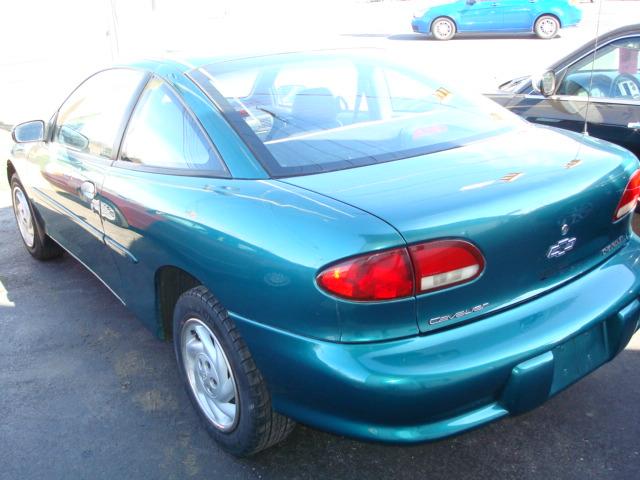 1996 Chevrolet Cavalier Base