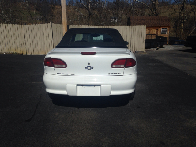 1997 Chevrolet Cavalier LS H/D Extended Cab