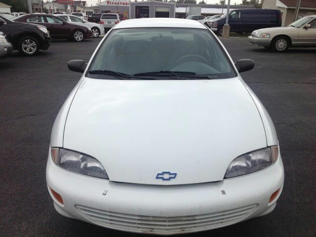 1999 Chevrolet Cavalier SE Sedan