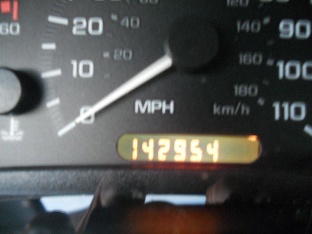 2000 Chevrolet Cavalier SE-R Spec V