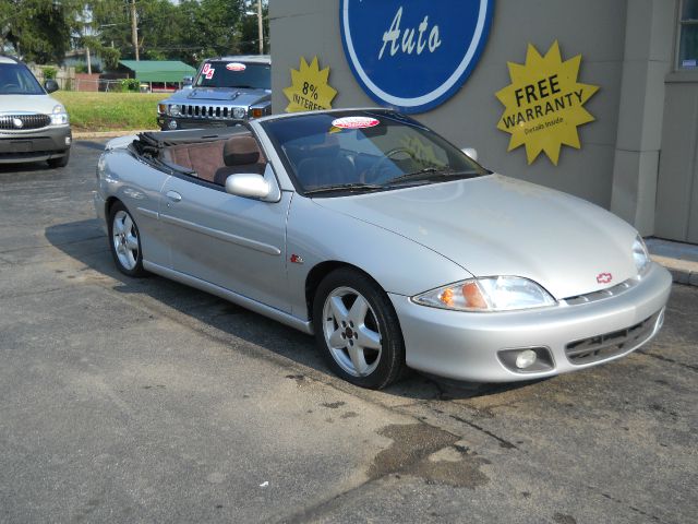 2000 Chevrolet Cavalier Limited 4D Sedan