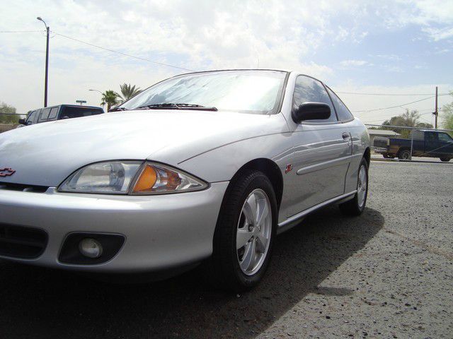 2001 Chevrolet Cavalier Tan