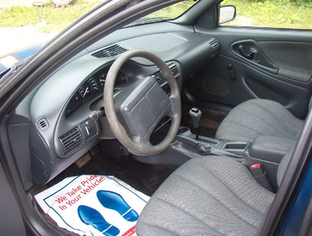 2001 Chevrolet Cavalier XLT Crewcab