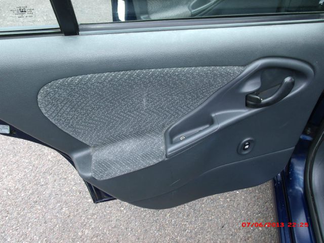 2002 Chevrolet Cavalier LWB SE