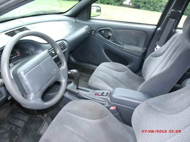 2002 Chevrolet Cavalier LWB SE