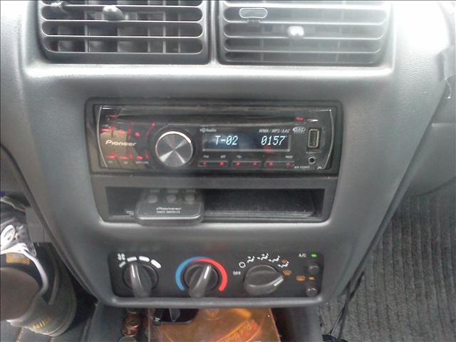 2002 Chevrolet Cavalier SE-R Spec V