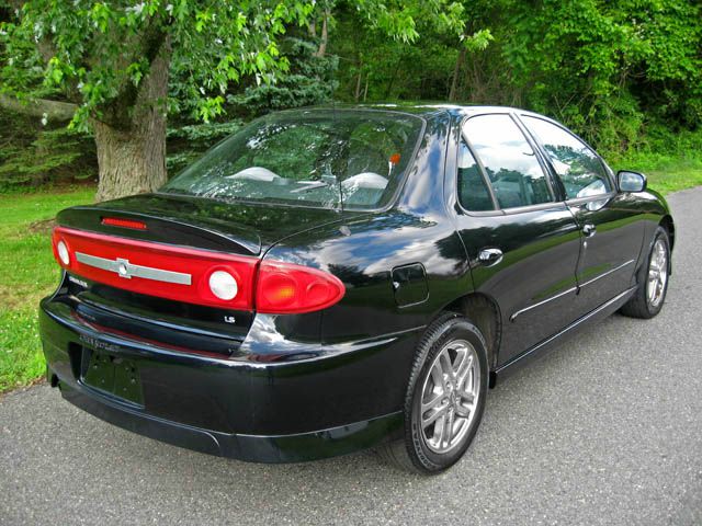 2003 Chevrolet Cavalier LWB SE