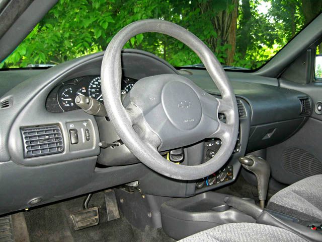 2003 Chevrolet Cavalier LWB SE