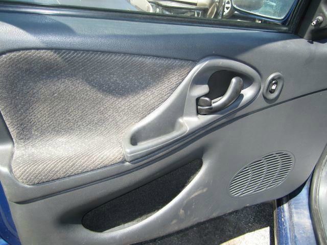 2003 Chevrolet Cavalier LWB SE