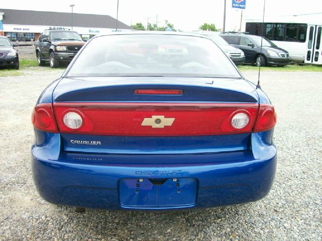 2004 Chevrolet Cavalier Base