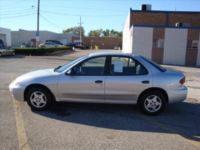 2005 Chevrolet Cavalier Base