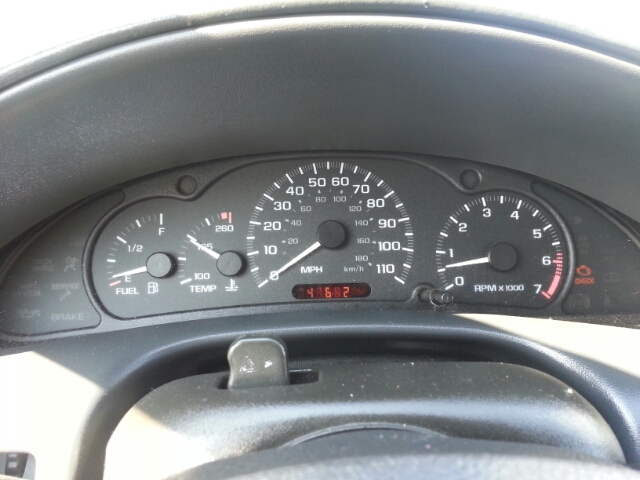 2005 Chevrolet Cavalier Base