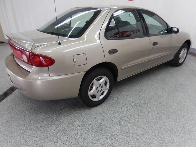 2005 Chevrolet Cavalier Base