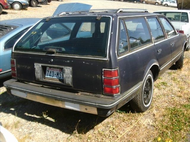 1986 Chevrolet Celebrity 3.2 Quattro S-line AWD Sedan