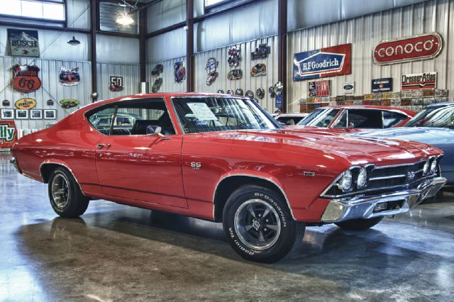 1969 Chevrolet Chevelle 4dr Sdn Auto (natl) Hatchback